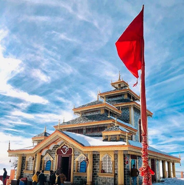 Surkanda Devi Kaddukhal, Tehri Garhwal, Uttarakhand - Vushii.com Surkanda Devi Kaddukhal, Tehri Garhwal, Uttarakhand - Vushii.com